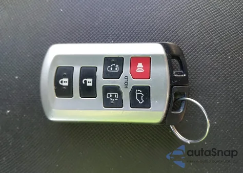 2016 Toyota Sienna Xle Premium 8 Passenger z USA, uszkodzony, nr VIN 5TDYK3DC4GS726096